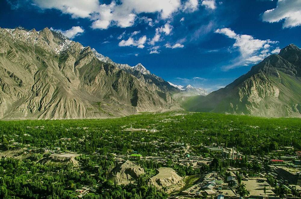 Skardu city and the Indus River in Baltistan